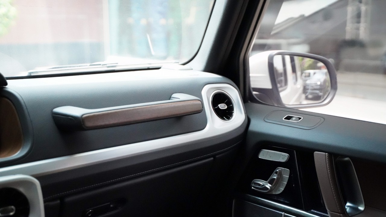 Cận cảnh Mercedes Benz G-class 'giá rẻ' đầu tiên về Việt Nam