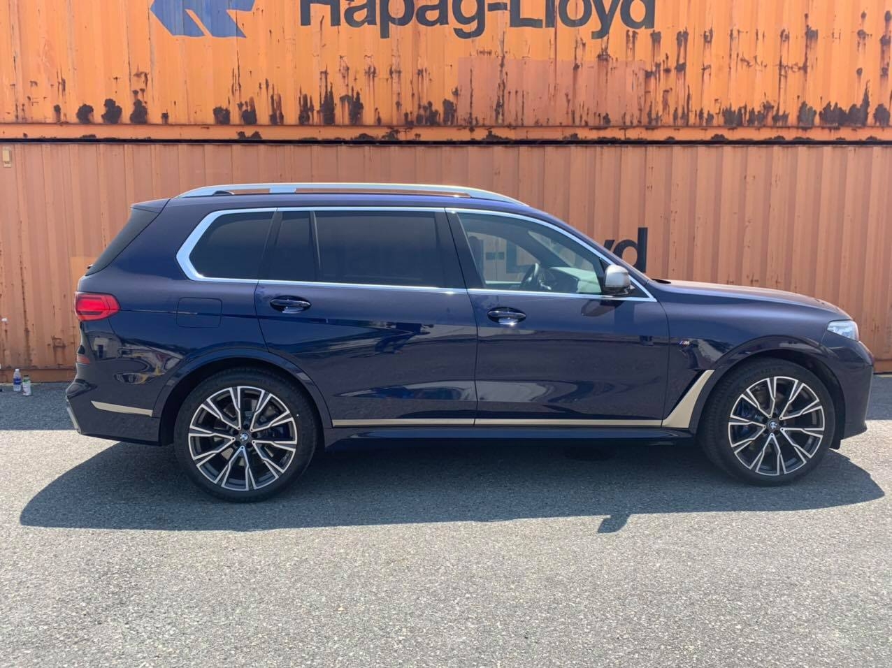 BMW X7 M50i có mặt tại Việt Nam với giá trên 10 tỷ đồng