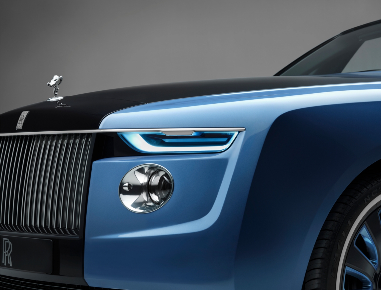 Rolls-Royce trình làng xe siêu sang mui trần mới mang tên ‘Boat Tail’ Rolls-Royce trình làng xe siêu sang mui trần mới mang tên ‘Boat Tail’