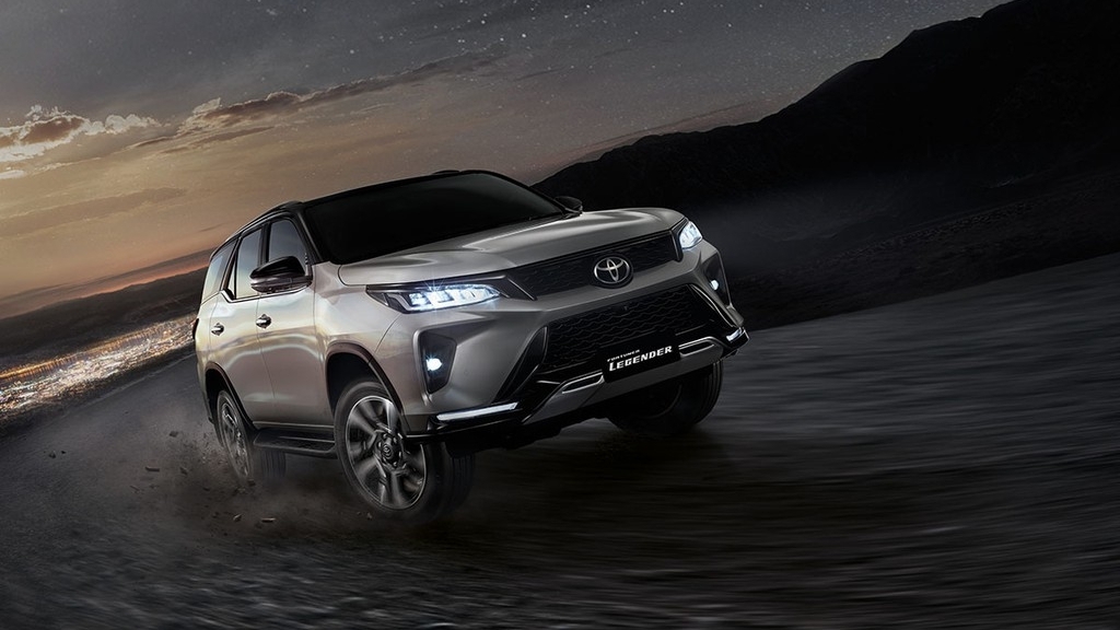 Toyota Fortuner thế hệ mới sẽ sử dụng động cơ Hybrid