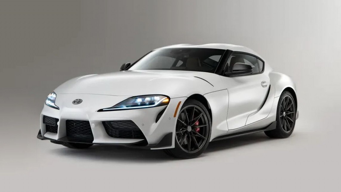 Toyota GR Supra 2023 có thêm phiên bản số sàn