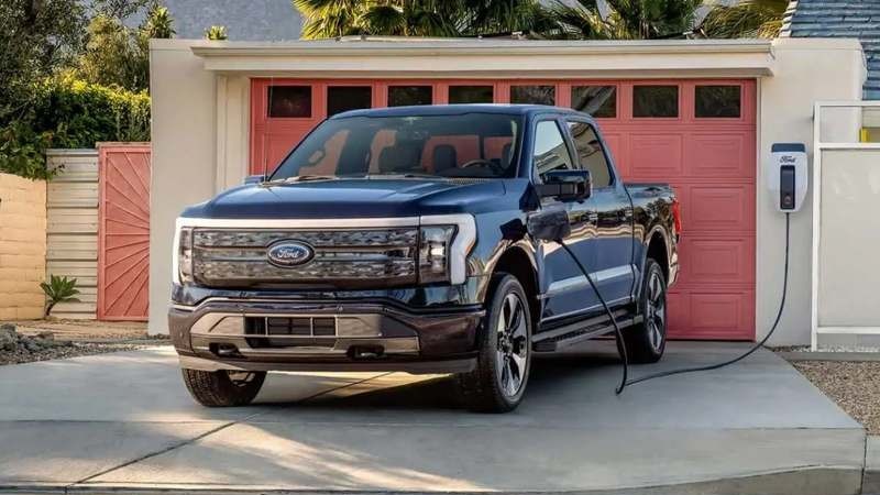 Ford F-150 Lightning 'cháy hàng', khách mua phải đợi đến năm 2023