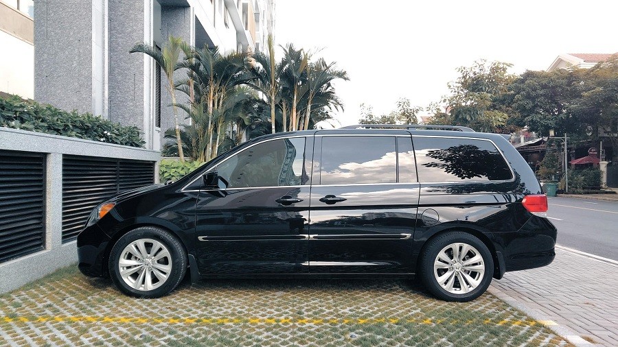 Honda Odyssey Touring 14 năm tuổi có giá chưa tới 600 triệu đồng Honda Odyssey Touring 14 năm tuổi có giá chưa tới 600 triệu đồng