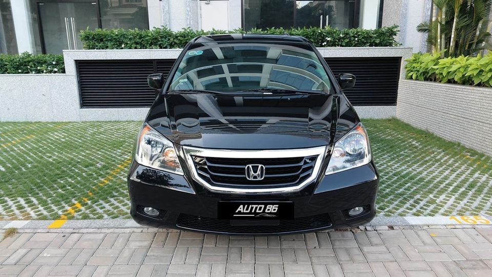 Honda Odyssey Touring 14 năm tuổi có giá chưa tới 600 triệu đồng Honda Odyssey Touring 14 năm tuổi có giá chưa tới 600 triệu đồng