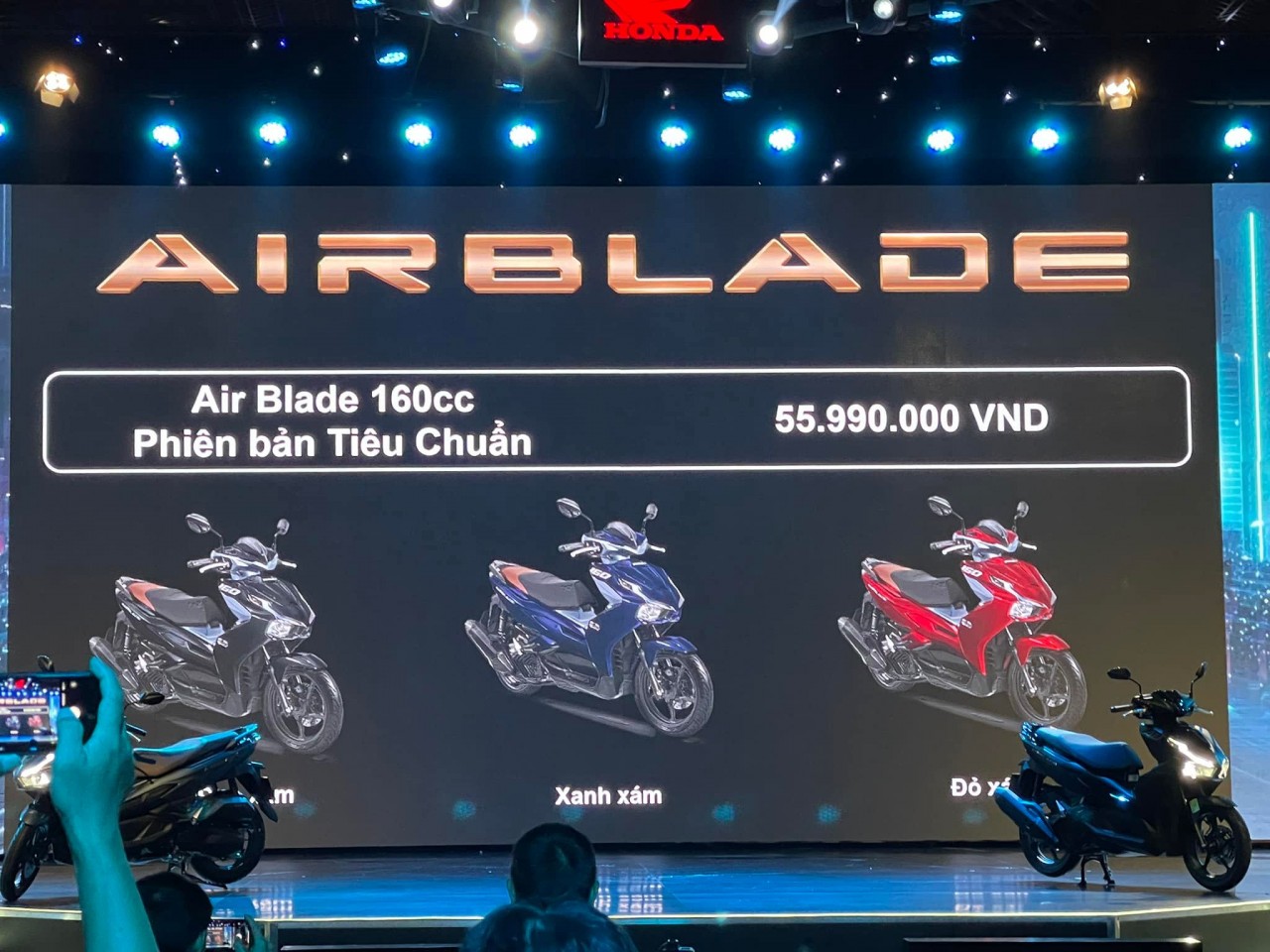Honda Air Blade 160 ra mắt, giá 57,2 triệu đồng Honda Air Blade 160 ra mắt, giá 57,2 triệu đồng