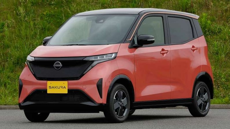Sakura mẫu xe điện giá rẻ, cỡ nhỏ đầu tiên của Nissan