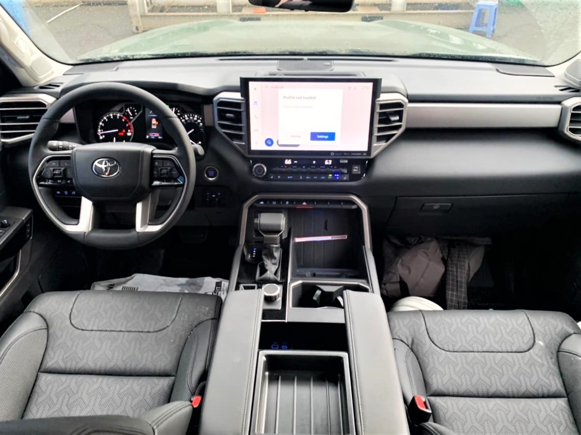 Toyota Tundra 2022 đầu tiên nhập tịch Việt Nam