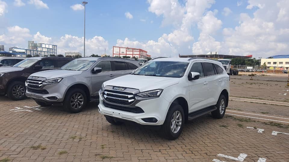 Isuzu mu-X 2022 sẽ giao xe trong tháng 7 Isuzu mu-X 2022 sẽ giao xe trong tháng 7