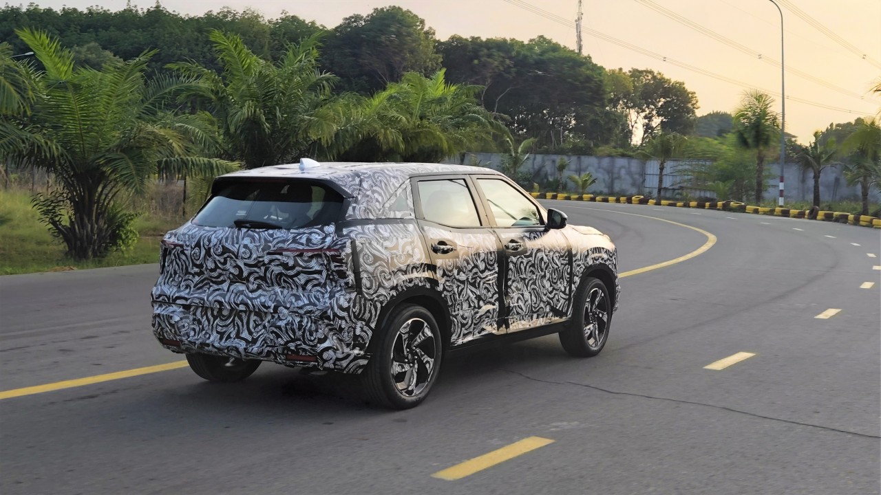 Bắt gặp Mitsubishi XFC chạy thử ở Việt Nam, ngày ra mắt không còn xa Bắt gặp Mitsubishi XFC chạy thử ở Việt Nam, ngày ra mắt không còn xa