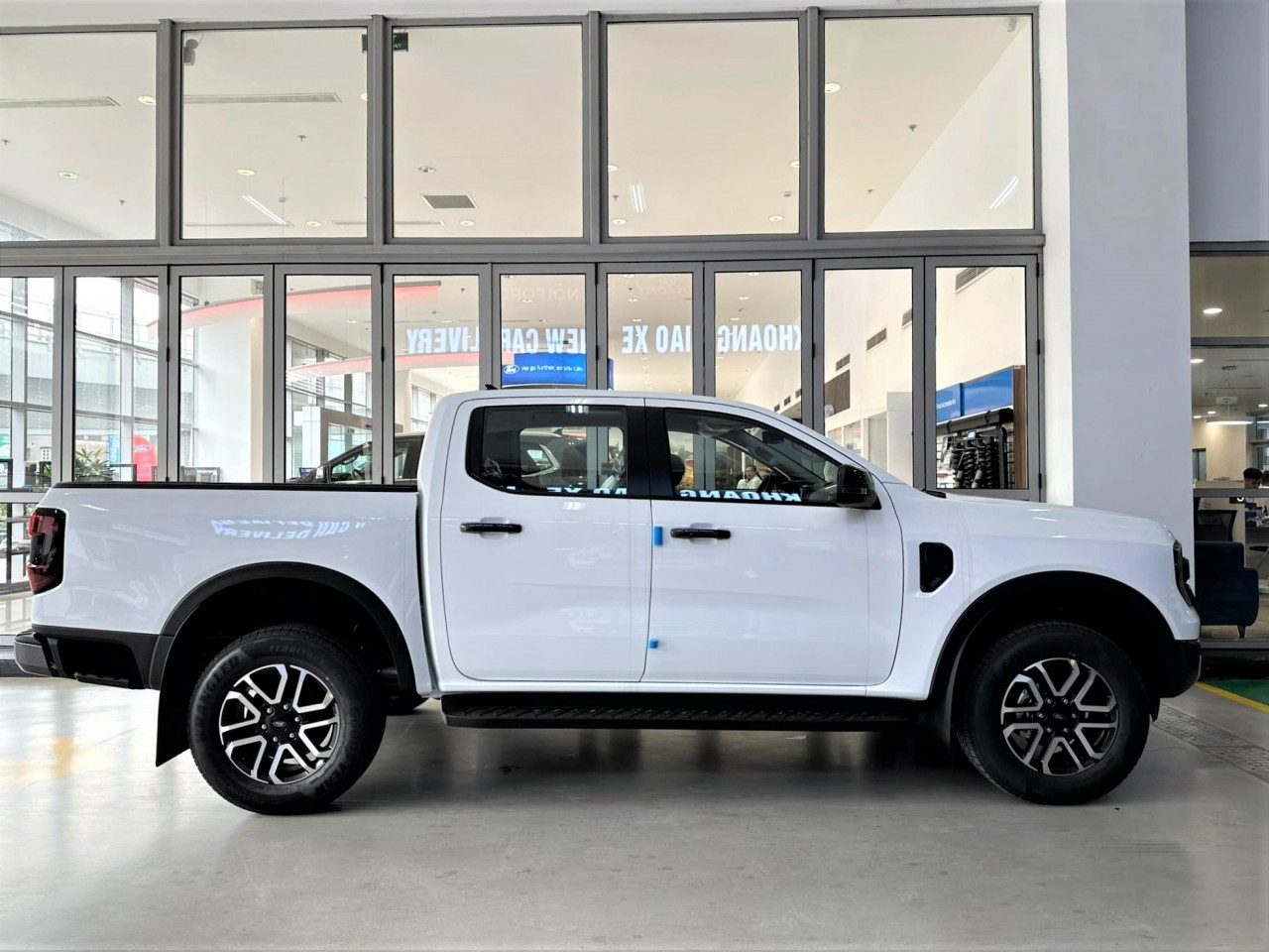 Ford Ranger Sport về đại lý, giá từ 864 triệu đồng Ford Ranger Sport về đại lý, giá từ 864 triệu đồng