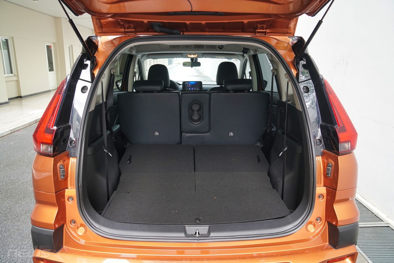 Đánh giá Mitsubishi Xpander Cross 2023
