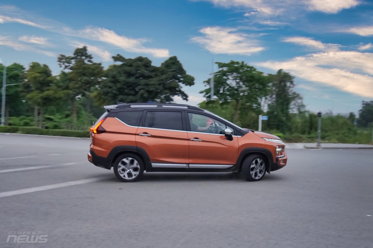Đánh giá Mitsubishi Xpander Cross 2023