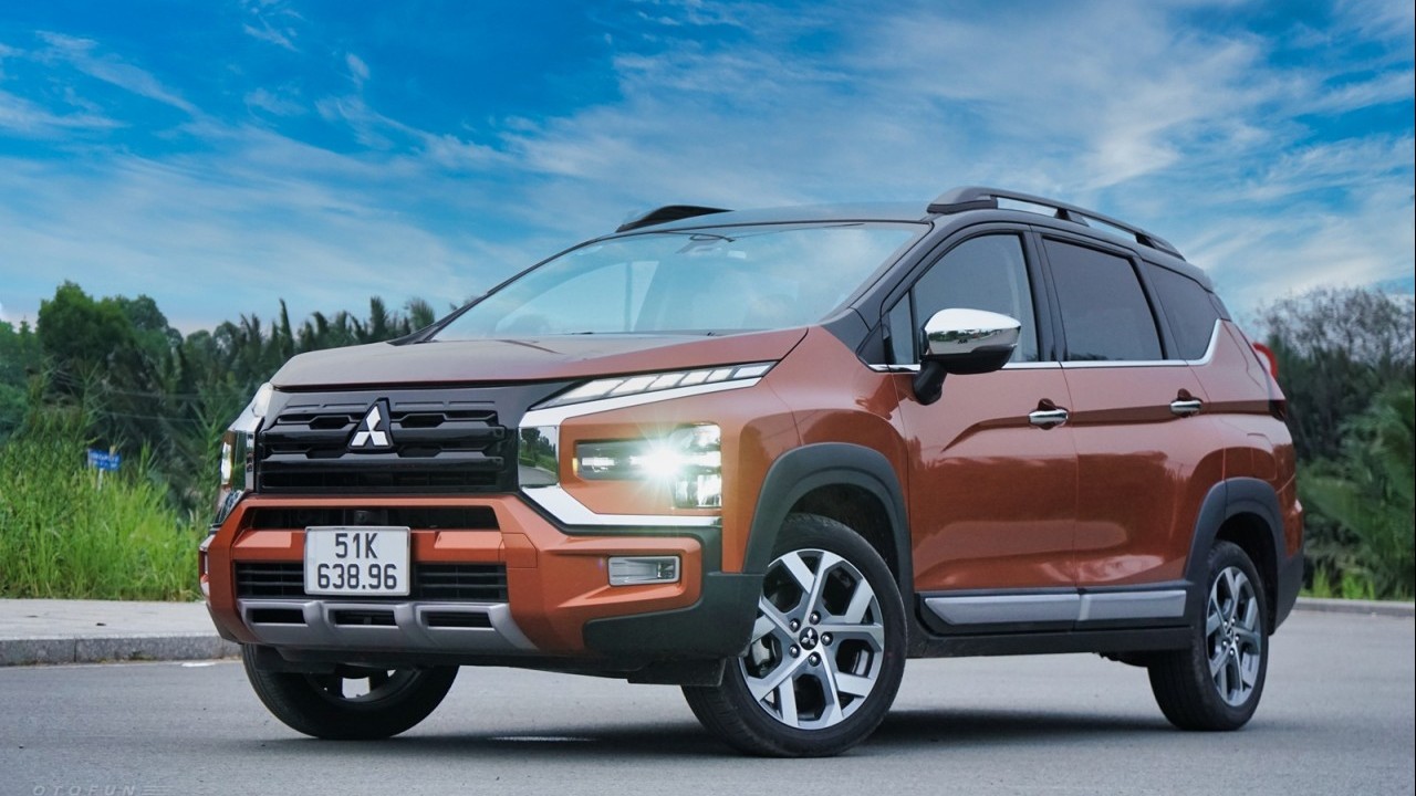 Đánh giá Mitsubishi Xpander Cross 2023: 'Ăn tiền' với tính năng kiểm soát khi vào cua