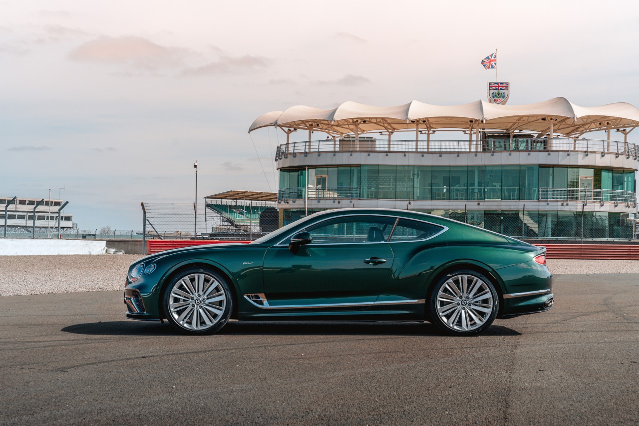 Triệu hồi xe Bentley Continental GT tại Việt Nam vì lỗi hệ thống bơm nước Triệu hồi xe Bentley Continental GT tại Việt Nam vì lỗi hệ thống bơm nước