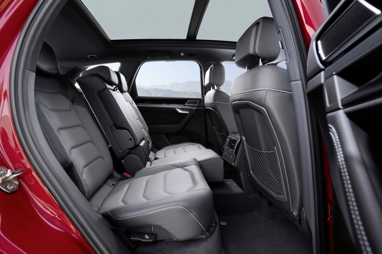 Cận cảnh Volkswagen Touareg 2024 vừa được ra mắt