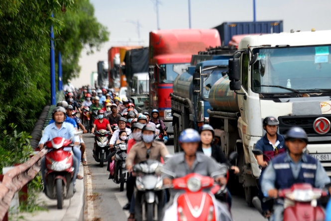 Ùn tắc ở cảng Cát Lái: Phía đông TP. Hồ Chí Minh kẹt cứng
