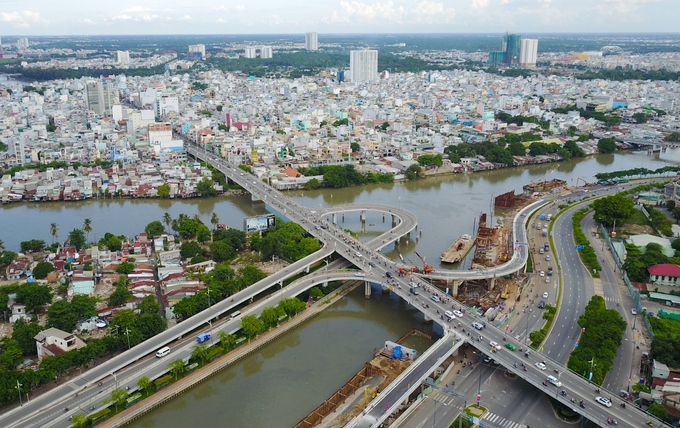 TP Hồ Chí Minh: Hai nhánh cầu vượt Nguyễn Văn Cừ - Võ Văn Kiệt được thông xe sớm tp ho chi minh hai nhanh cau vuot nguyen van cu vo van kiet duoc thong xe som