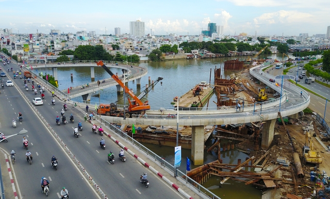 TP Hồ Chí Minh: Hai nhánh cầu vượt Nguyễn Văn Cừ - Võ Văn Kiệt được thông xe sớm tp ho chi minh hai nhanh cau vuot nguyen van cu vo van kiet duoc thong xe som