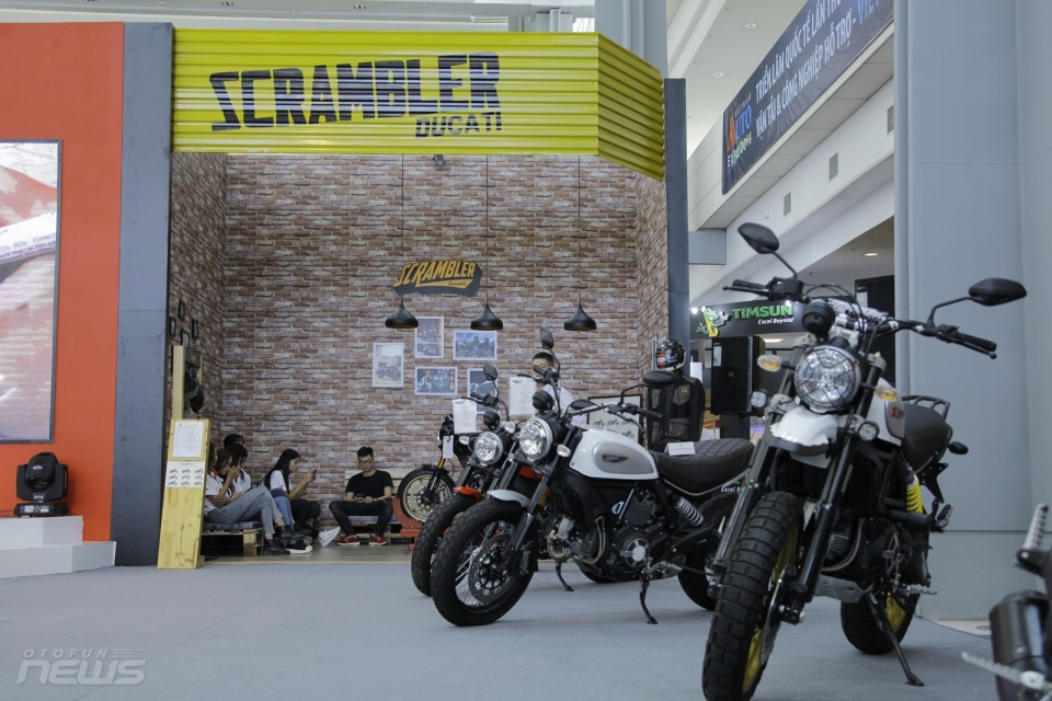 ducati mang hang loat xe moi den voi trien lam vietnam autoexpo 2018
