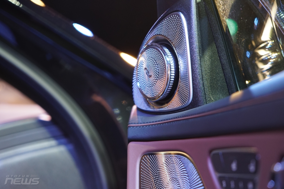Mercedes-Benz S-Class 2018: Sang hơn, nhiều tiện nghi hơn mercedes benz s class 2018 sang hon nhieu tien nghi hon