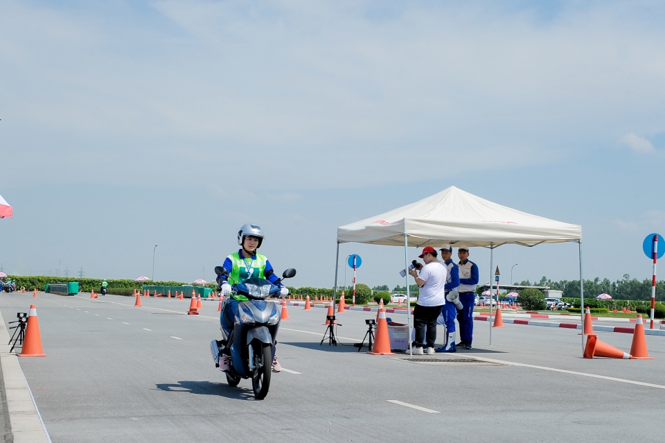 Honda tổ chức Hội thi ”Hướng dẫn viên Lái xe an toàn xuất sắc năm 2019” honda to chuc hoi thi huong dan vien lai xe an toan xuat sac nam 2019