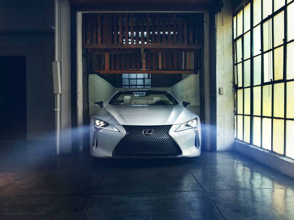 Lexus LC Convertible sẽ được ra mắt vào tháng 7 lexus lc convertible se duoc ra mat vao thang 7
