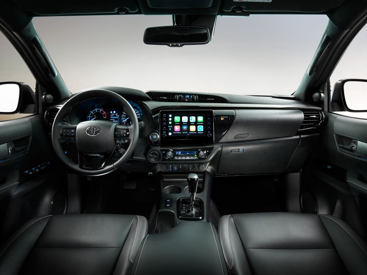 Toyota Hilux 2020 trình làng với nhiều trang bị mới toyota hilux 2020 trinh lang voi nhieu trang bi moi