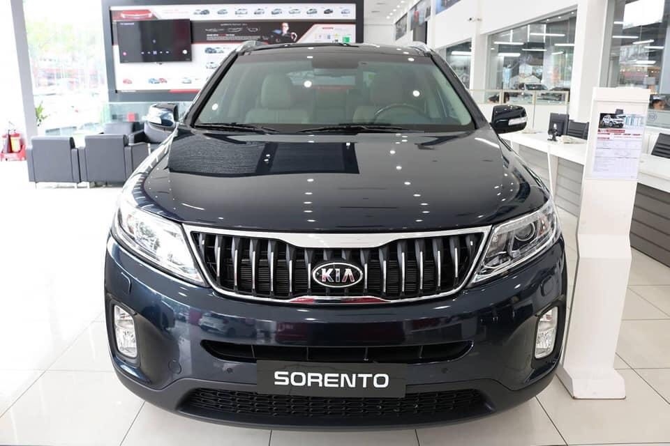 Kia Sorento giảm giá mạnh lên tới 100 triệu đồng kia sorento giam gia manh len toi 100 trieu dong