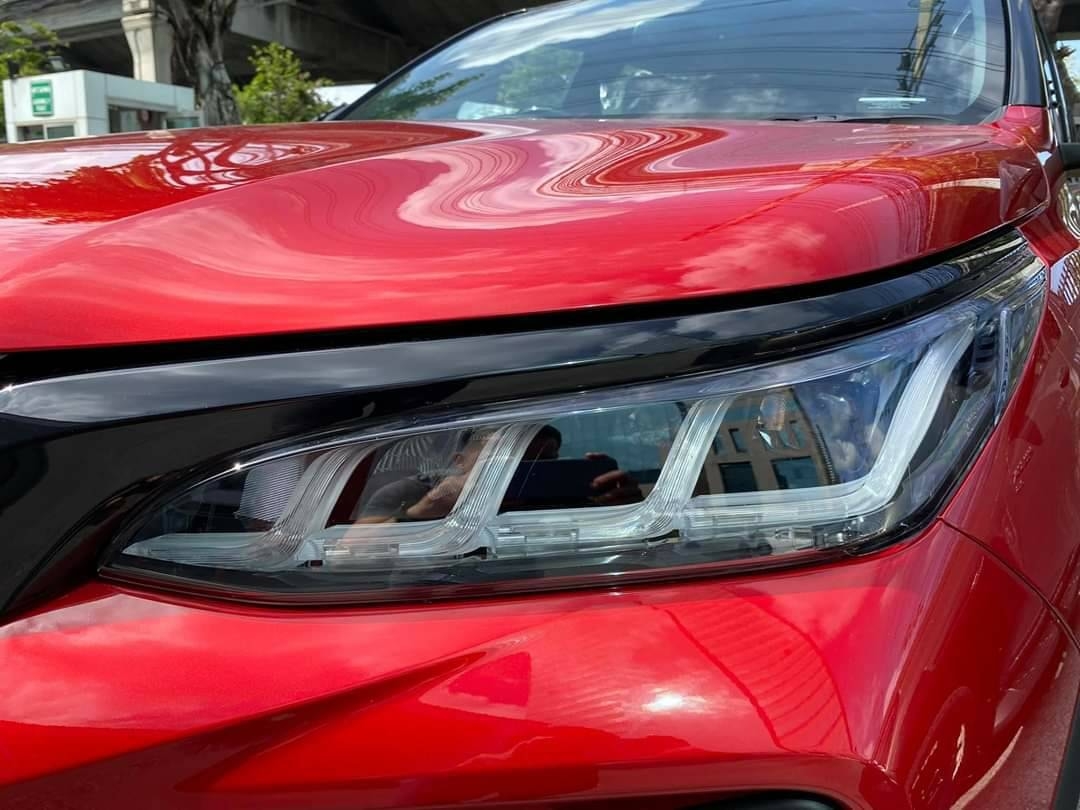 Ảnh thực tế Toyota Fortuner Legender vừa được ra mắt anh thuc te toyota fortuner legender vua duoc ra mat