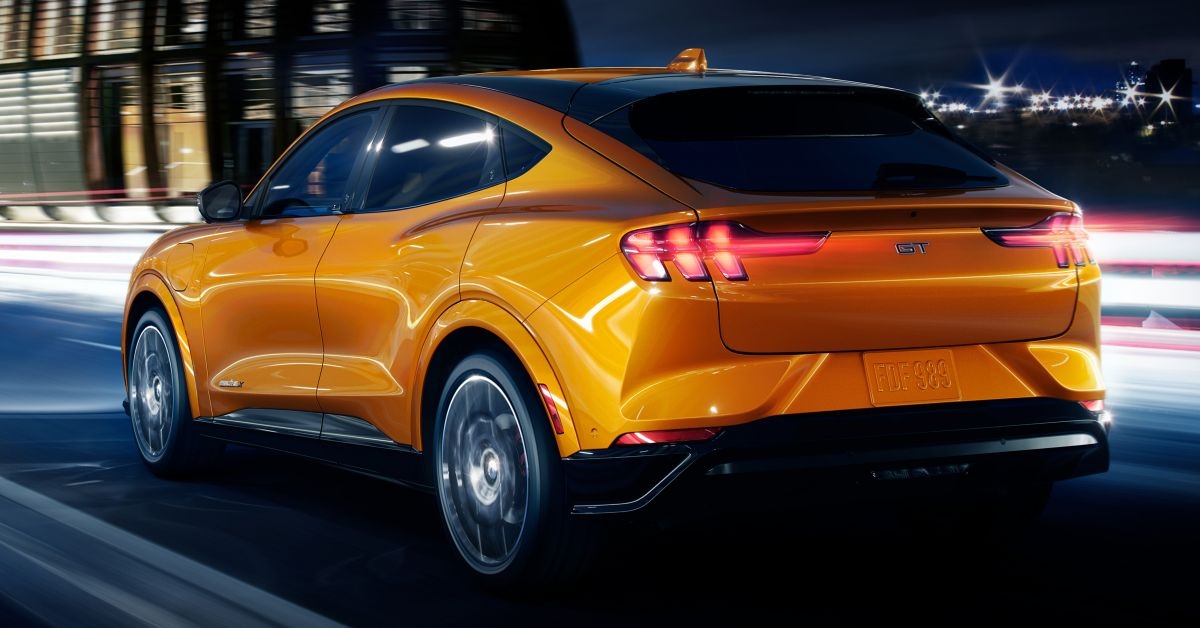 ford mustang mach e 2021 co them mau son moi noi bat