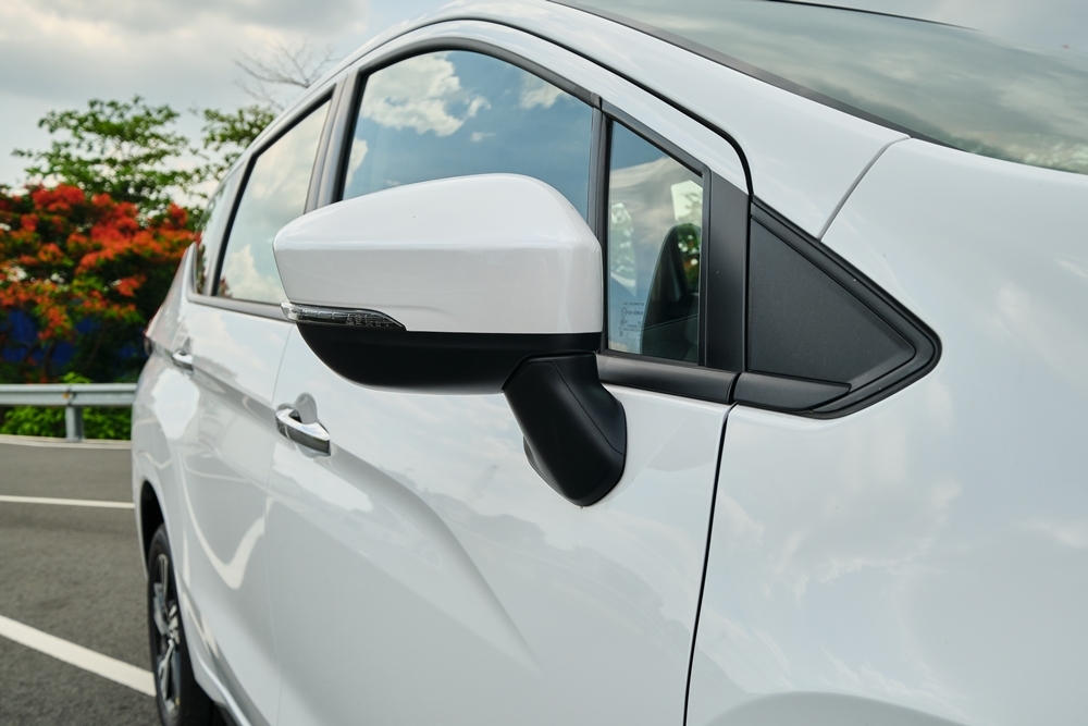 mitsubishi xpander 2020 so san co gia 555 trieu dong