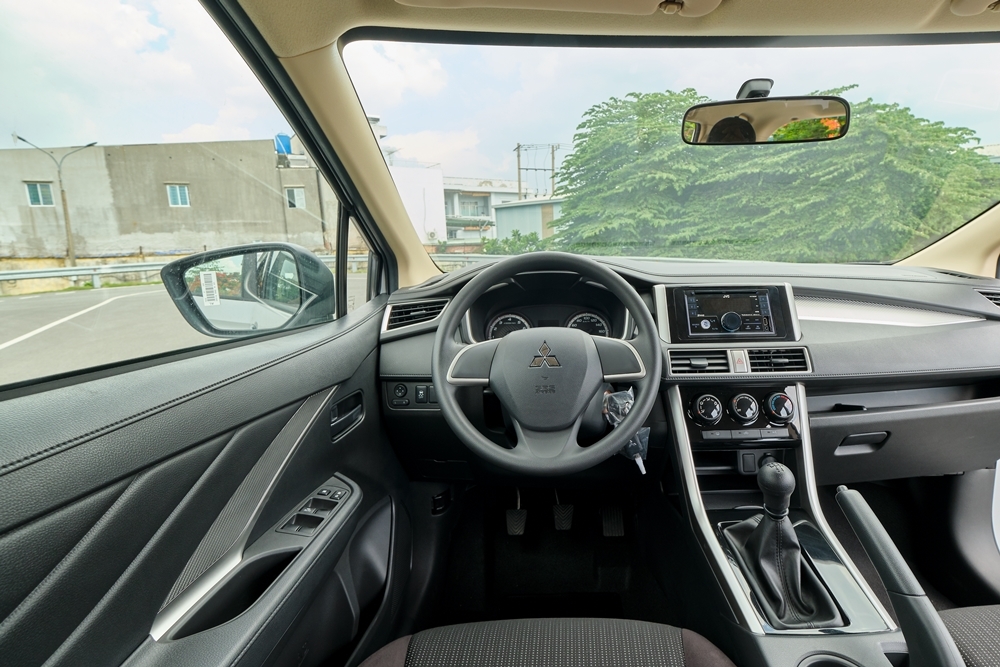 mitsubishi xpander 2020 so san co gia 555 trieu dong