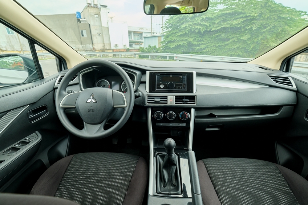 mitsubishi xpander 2020 so san co gia 555 trieu dong