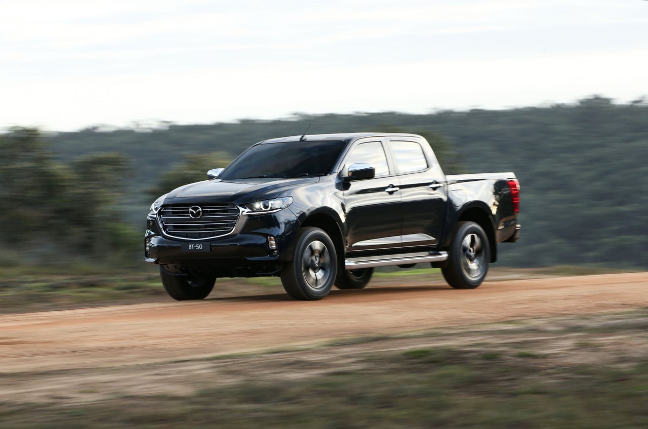 Mazda BT-50 2021 - tiếp tục những sự nửa vời mazda bt 50 tu mot bai test thi truong den mot ke le thuoc
