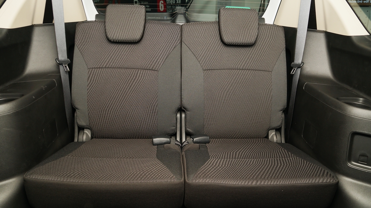 suzuki ertiga sport ke thach thuc dang gom trong phan khuc mpv