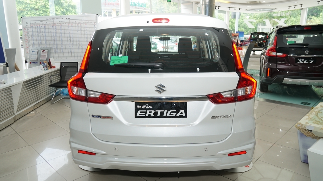 suzuki ertiga sport ke thach thuc dang gom trong phan khuc mpv