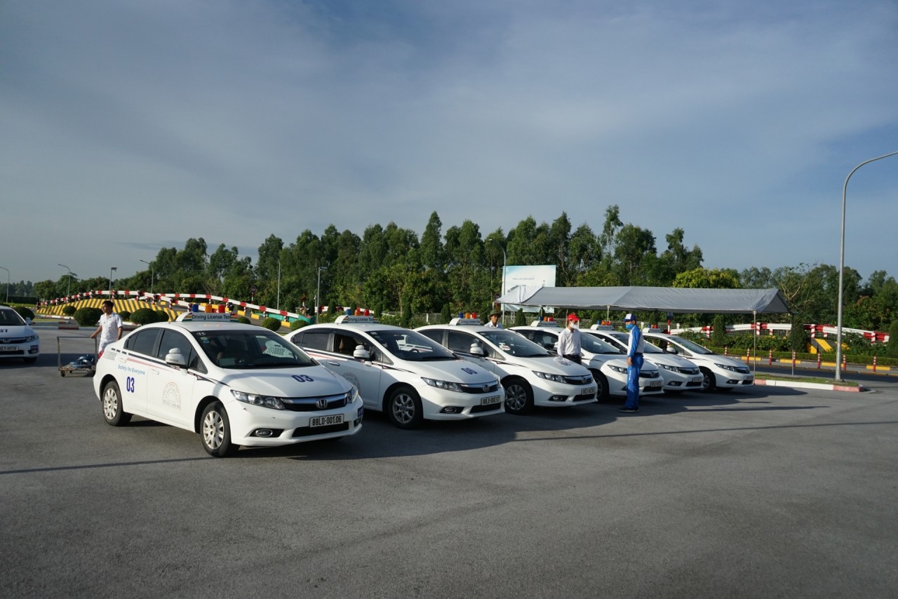 Honda Việt Nam tổ chức thi sát hạch và cấp giấy phép bằng lái xe ô tô honda viet nam to chuc thi sat hach va cap giay phep bang lai xe o to