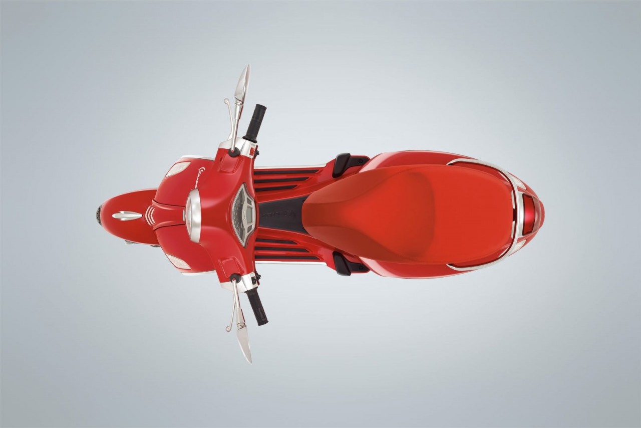 Piaggio giới thiệu Vespa Primavera Red cho thị trường Việt Nam piaggio gioi thieu vespa primavera red cho thi truong viet nam