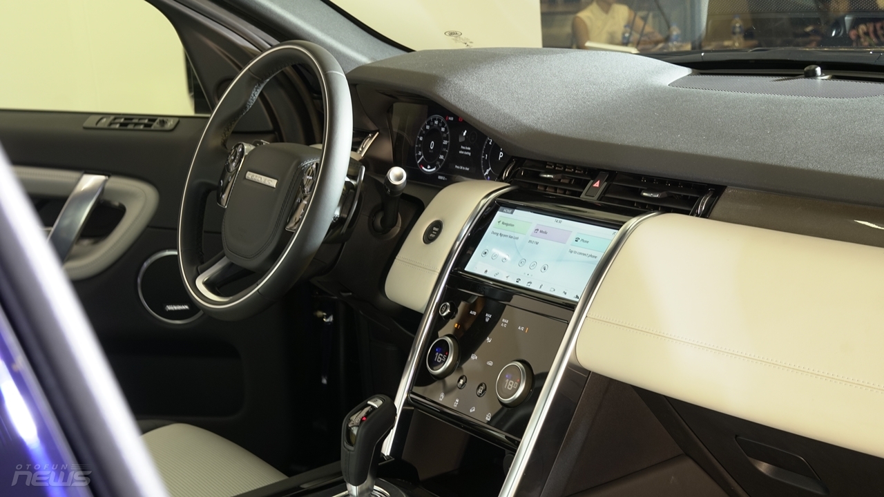 Cận cảnh Land Rover Discovery Sport 2020 can canh land rover discovery sport 2020