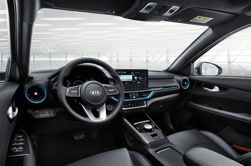 Kia K3 có thêm phiên bản chạy bằng điện Kia K3 có thêm phiên bản chạy bằng điện
