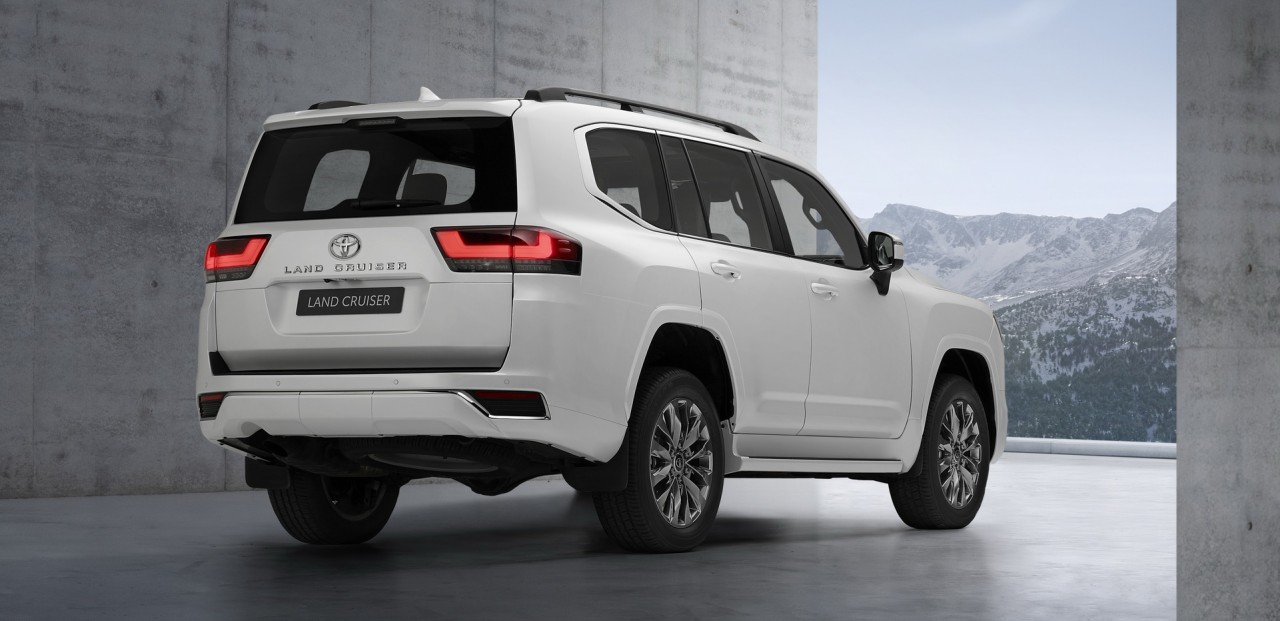 Toyota Land Cruiser 2022 chính thức trình làng, sớm về Việt Nam