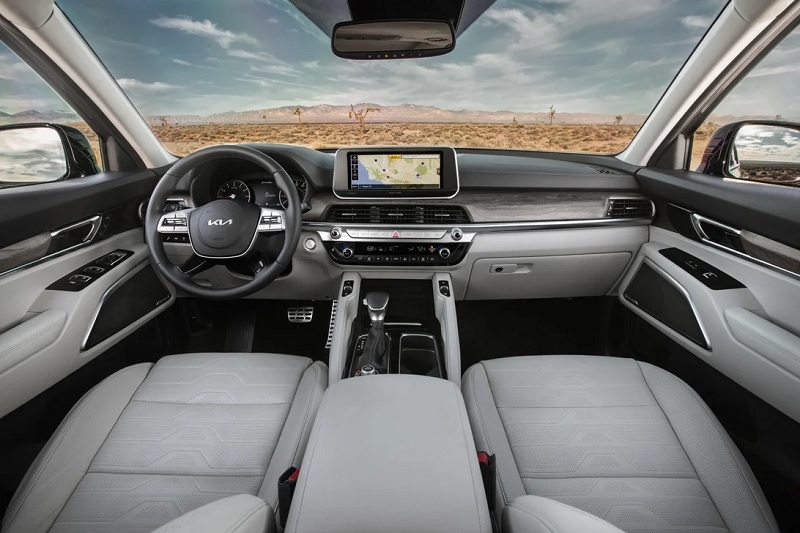 Kia Telluride 2022 bổ sung công nghệ, giá bán tăng