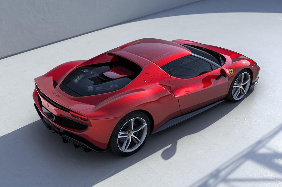 Ferrari 296 GTB chỉ sử dụng động cơ V6 hybrid nhưng có công suất lên đến 819 mã lực Ferrari 296 GTB chỉ sử dụng động cơ V6 hybrid nhưng có công suất lên đến 819 mã lực