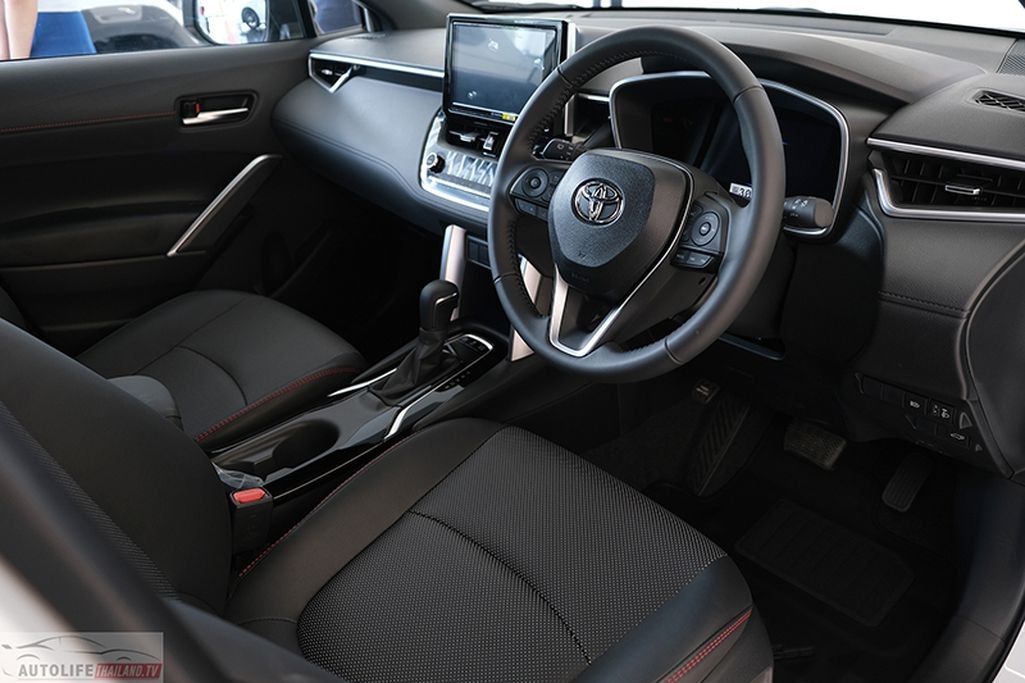 Toyota Corolla Cross phiên bản đặc biệt, thay đổi ở thiết kế ngoại thất và nội thất Toyota Corolla Cross phiên bản đặc biệt, thay đổi ở thiết kế ngoại thất và nội thất