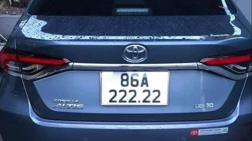 Toyota Corolla Altis mang biển “ngũ quý 2” tại Bình Thuận