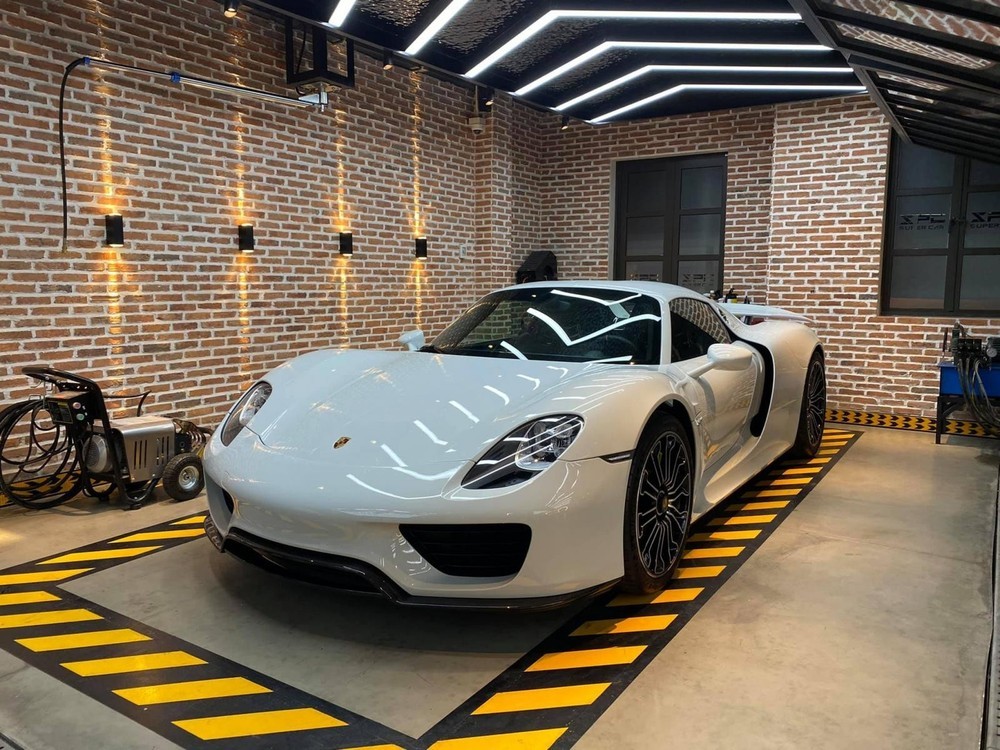 Ông chủ cà phê Trung Nguyên 'tậu' Porsche 918 Spyder
