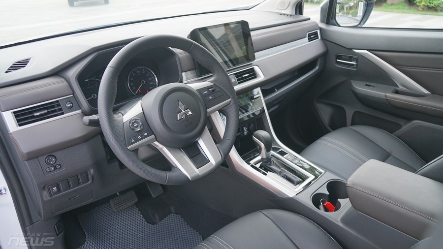 Cận cảnh Mitsubishi Xpander 2022 phiên bản cao cấp AT Premium Cận cảnh Mitsubishi Xpander 2022 phiên bản cao cấp AT Premium