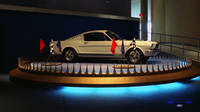 Ford Heritage Vault lưu trữ 100 năm lịch sử của Ford Motor Ford Heritage Vault lưu trữ 100 năm lịch sử của Ford Motor