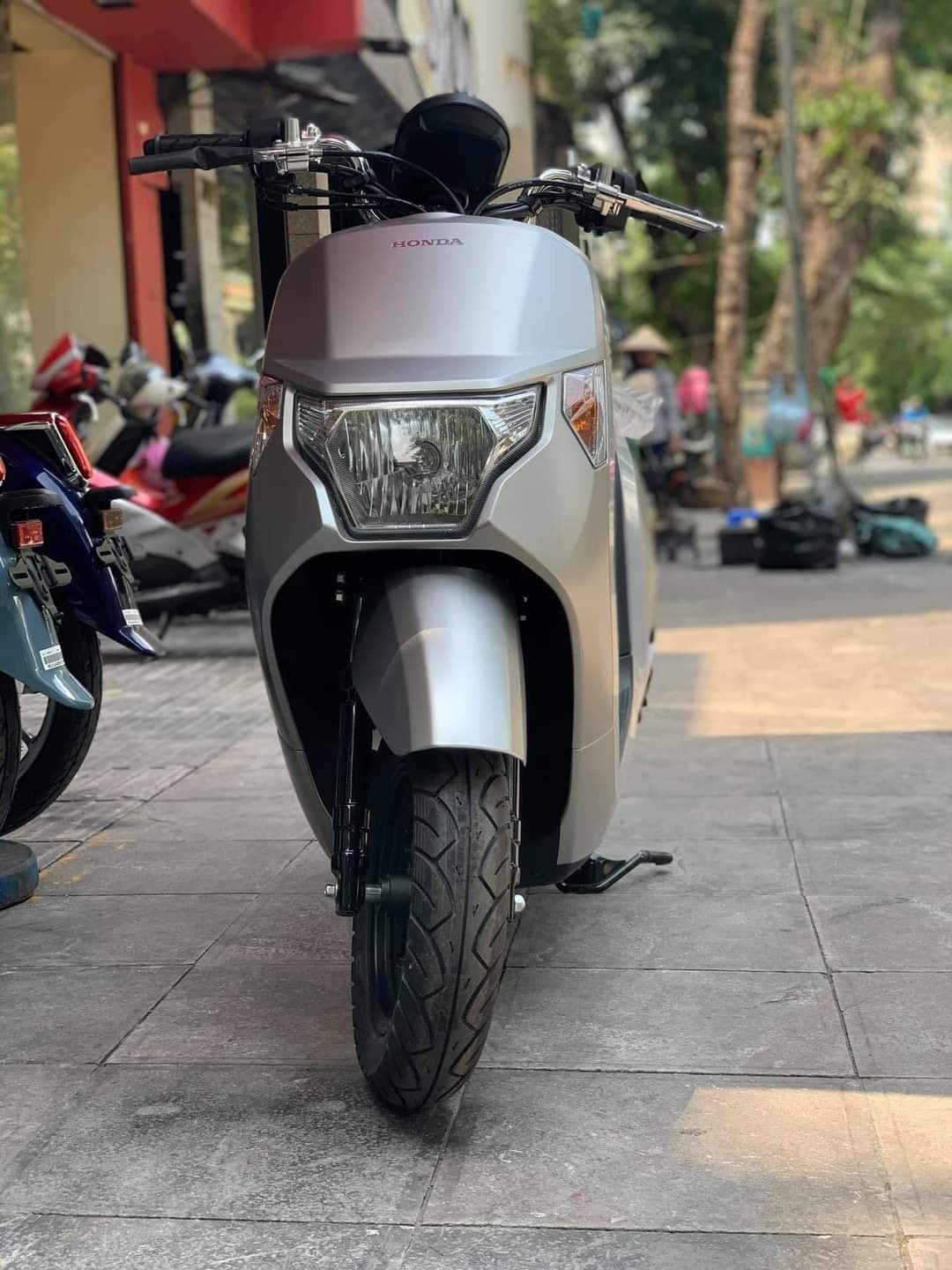Honda Dunk 50cc về Việt Nam, giá bằng SH125i Honda Dunk 50cc về Việt Nam, giá bằng SH125i