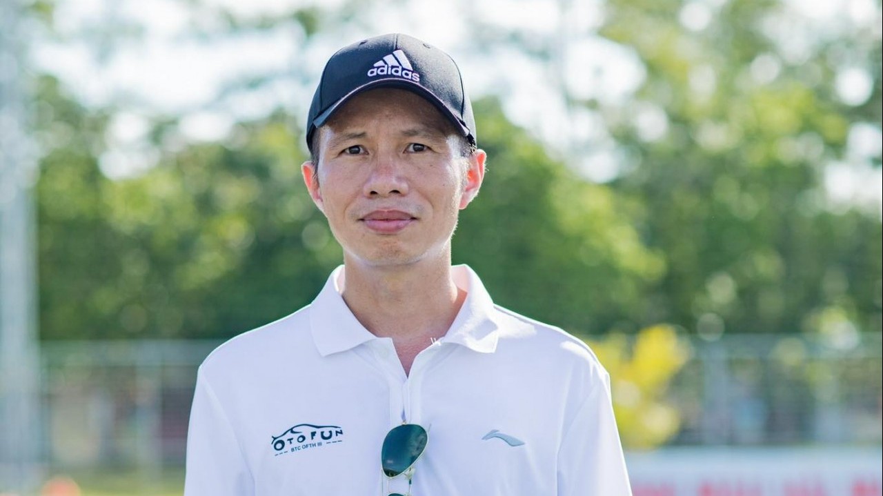 Ghép xe vào “chuồng” hẹp không có gì khó!